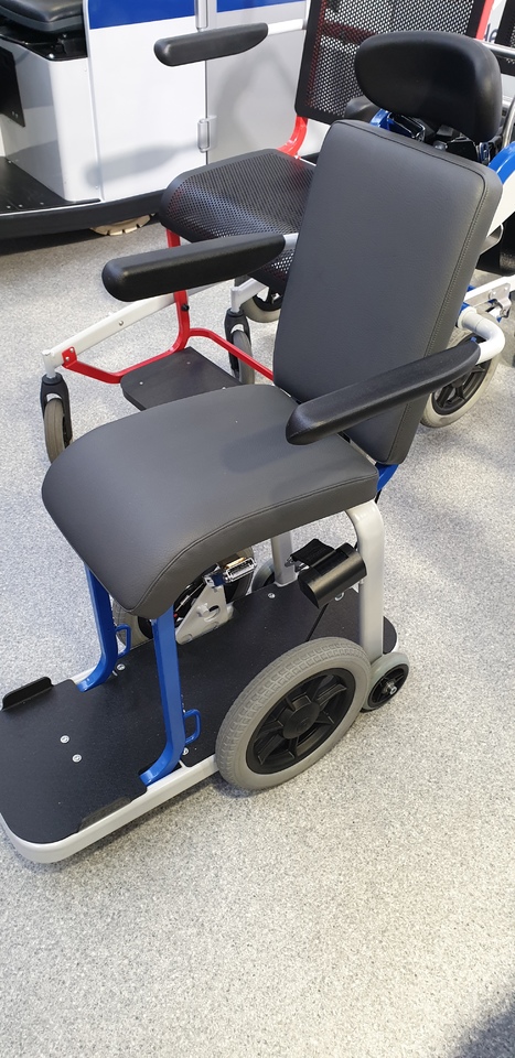 Νέα Εξοπλισμός επίγειας εξυπηρέτησης Aisle Aircraft Wheelchair: φωτογραφία 2