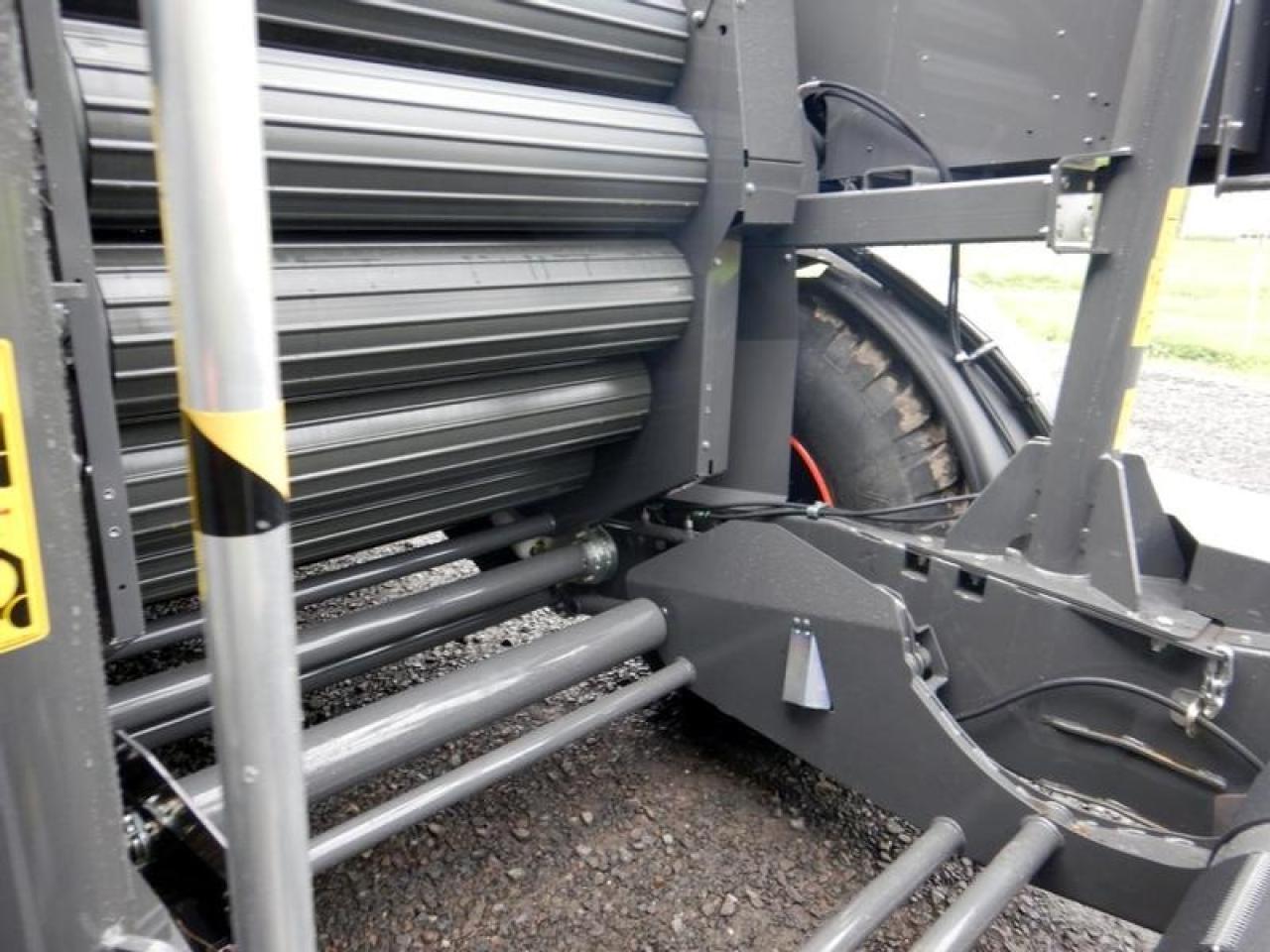 Χορτοδετική μηχανή τετράγωνες μπάλες CLAAS rollant 454 uniwrap: φωτογραφία 12