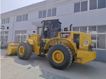 Ελαστιχοφόρος φορτωτής CATERPILLAR 966H