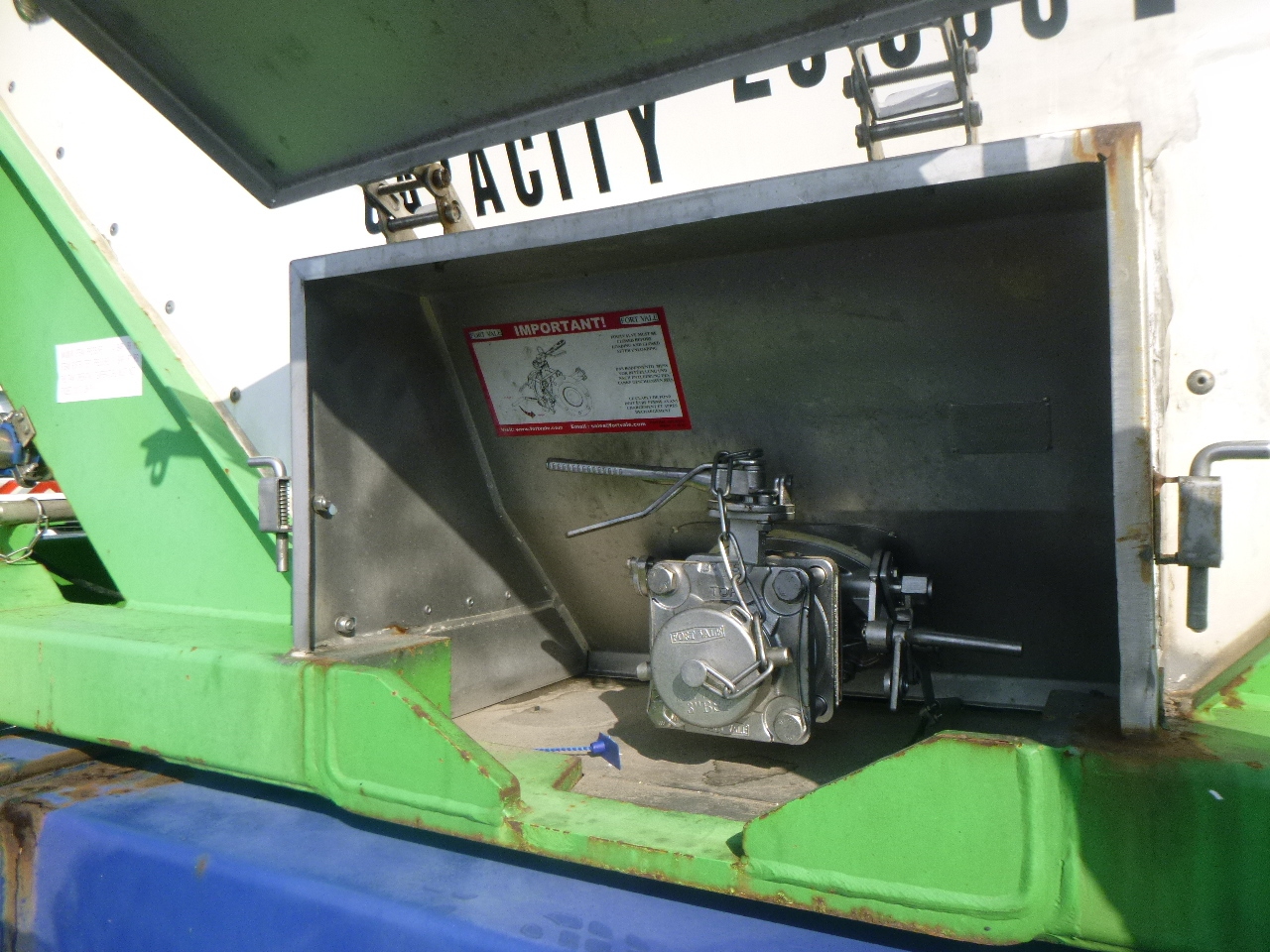 Εμπορευματοκιβώτιο-δεξαμενή, Επικαθήμενο Danteco Food tank container inox 20 ft / 25 m3 / 1 comp: φωτογραφία 7