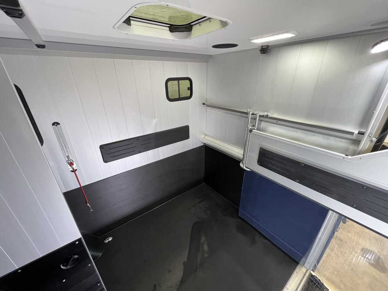 Νέα Φορτηγό μεταφοράς αλόγων Fiat Böckmann Compact L+ Stall Tour LKW: φωτογραφία 17