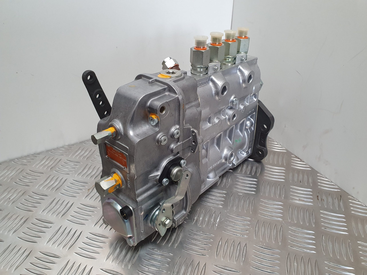 Κινητήρας και ανταλλακτικά για Κατασκευή μηχανήματα JCB 2DX Injection pump 333/y3578 Bosch: φωτογραφία 2