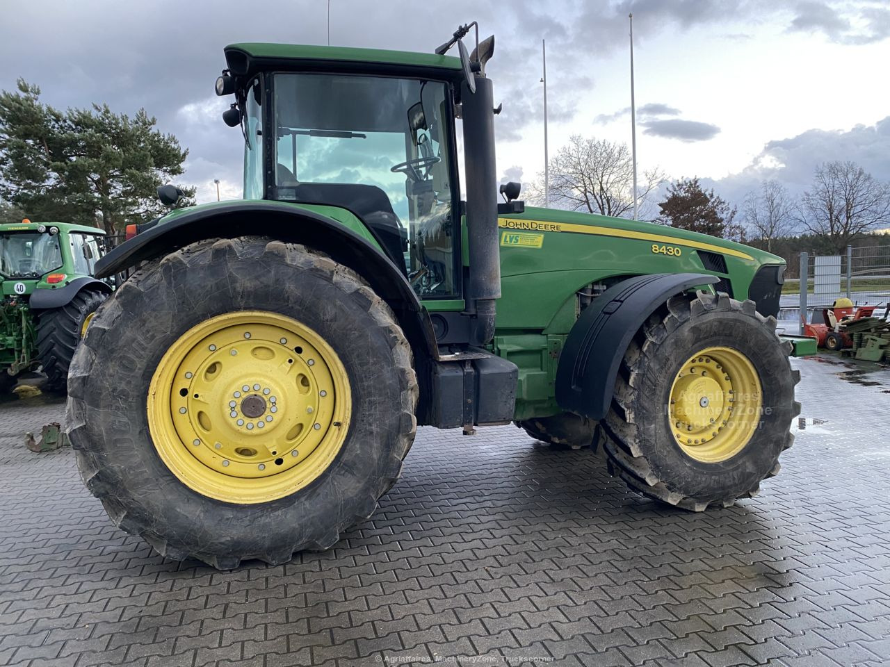 Τρακτέρ John Deere 8430: φωτογραφία 10