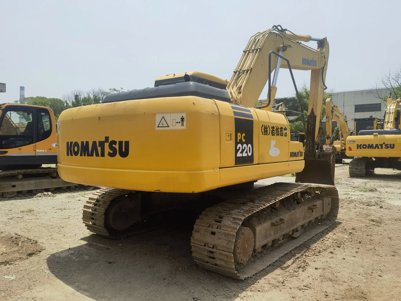Ερπυστριοφόρος εκσκαφέας Komatsu PC220-7 excavator used komatsu pc 400 excavator used excavator pc220-7 pc220-8: φωτογραφία 6