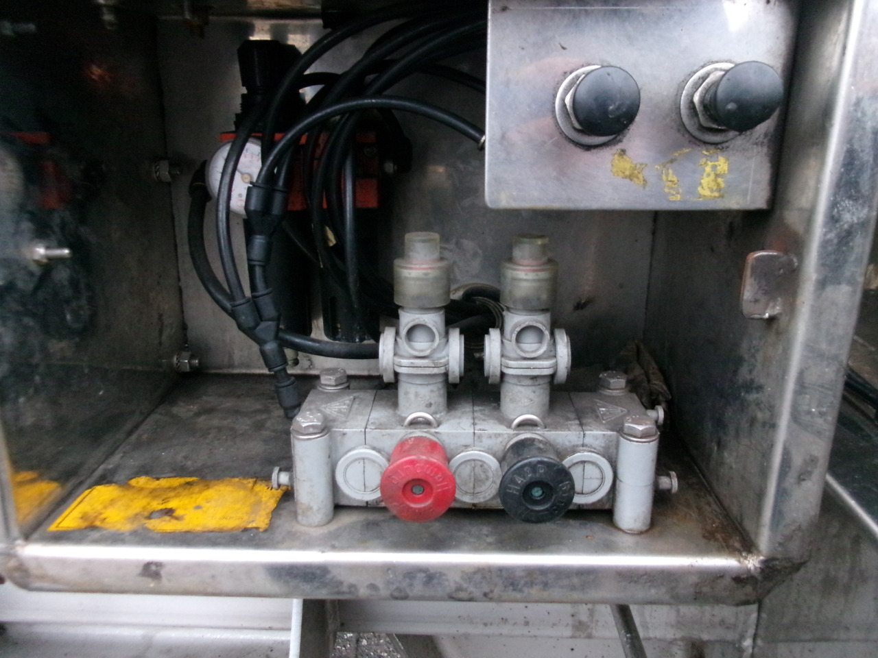 Επικαθήμενο βυτίο για τη μεταφορά χημικών ουσιών L.A.G. Chemical tank inox L4BH 30 m3 / 1 comp + pump: φωτογραφία 14