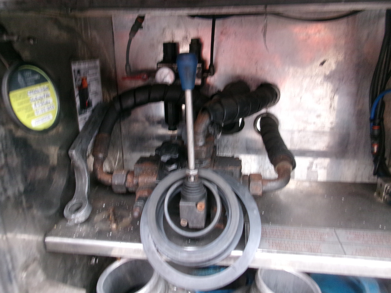 Επικαθήμενο βυτίο για τη μεταφορά καυσίμων L.A.G. Fuel tank alu 44.5 m3 / 6 comp + pump: φωτογραφία 18