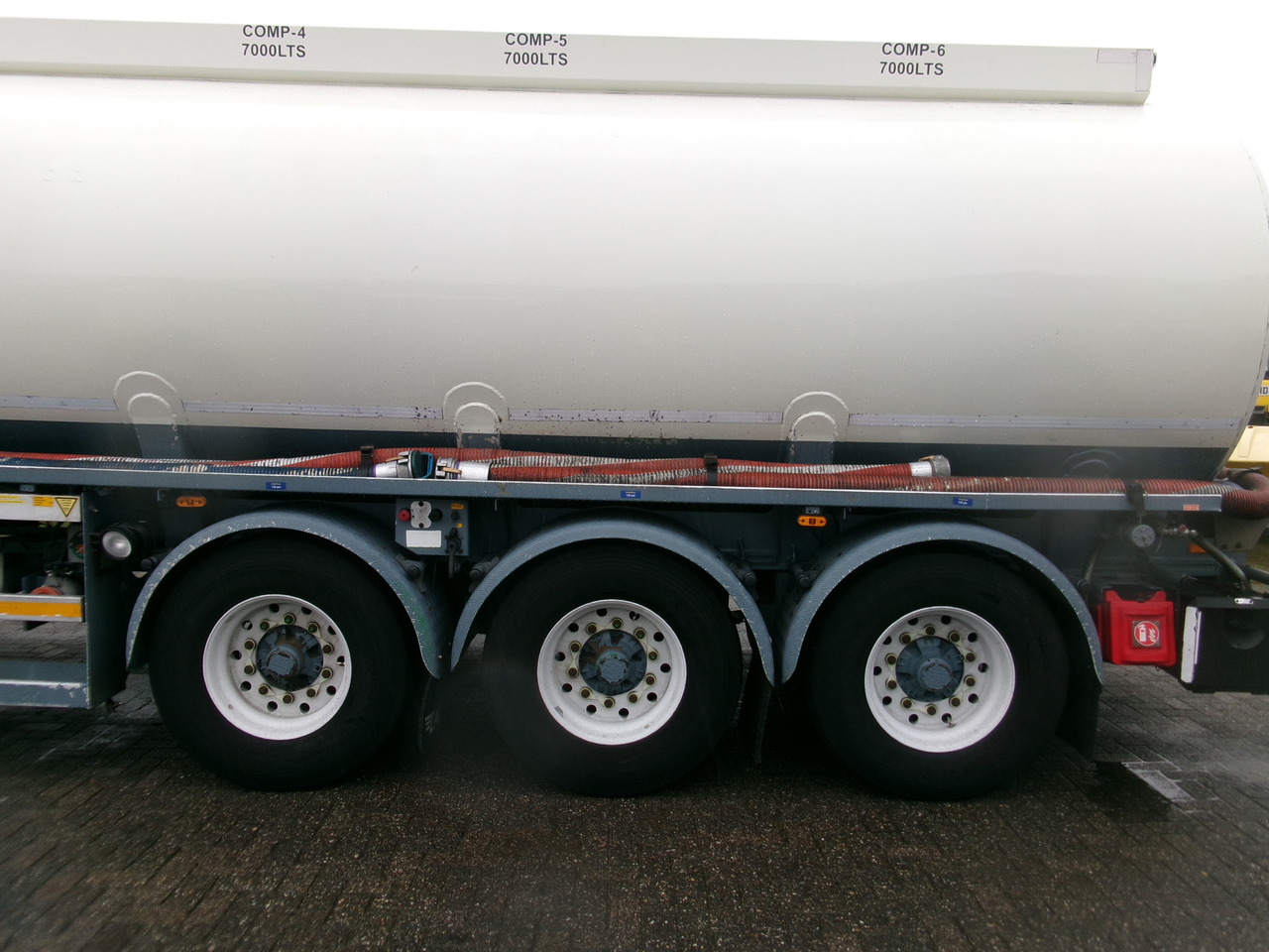 Επικαθήμενο βυτίο για τη μεταφορά καυσίμων L.A.G. Fuel tank alu 44.5 m3 / 6 comp + pump: φωτογραφία 5
