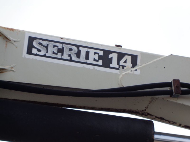 Φορτηγό φόρτωσης γάντζου, Φορτηγό με γερανό Mercedes-Benz SK 2433 + Semi-Auto + PTO + Serie 14 Crane + 3 pedals: φωτογραφία 18