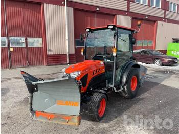  Kubota LX-401 med vikplog och sandspridare - Δημοτικό τρακτέρ