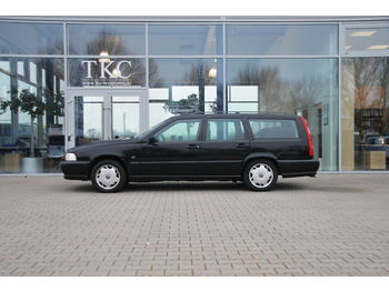 Volvo V70 Kombi 2.5 TDI - schwarz - Klima - AHK - Αυτοκίνητο