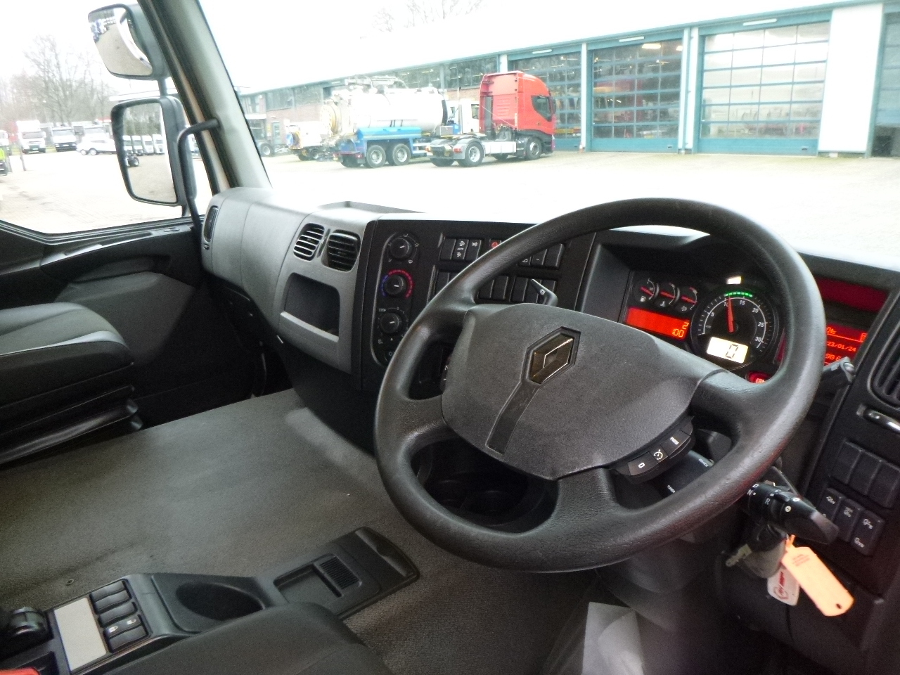 Φορτηγό ψυγείο Renault D18 Wide 4x2 RHD Thermoking T800 R frigo: φωτογραφία 20
