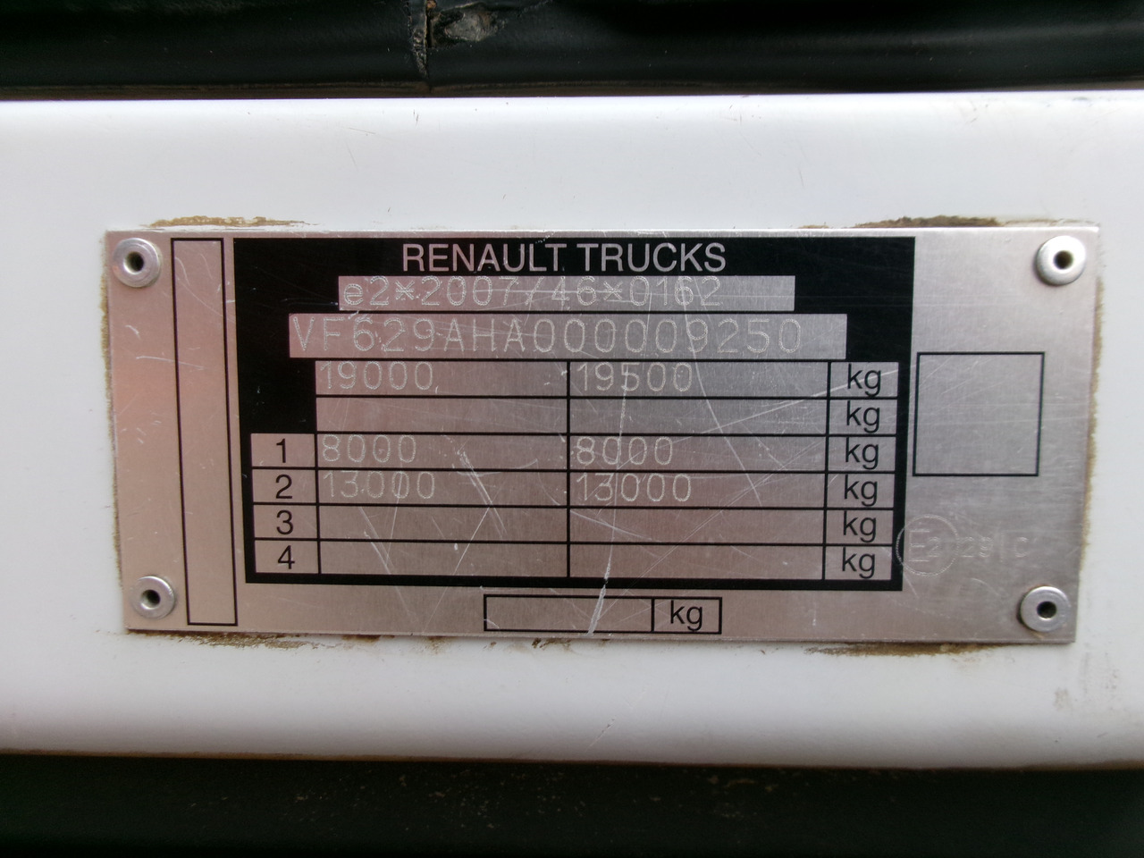 Φορτηγό βυτιοφόρο για τη μεταφορά καυσίμων Renault Premium 260 4x2 fuel tank 13.8 m3 / 4 comp: φωτογραφία 36
