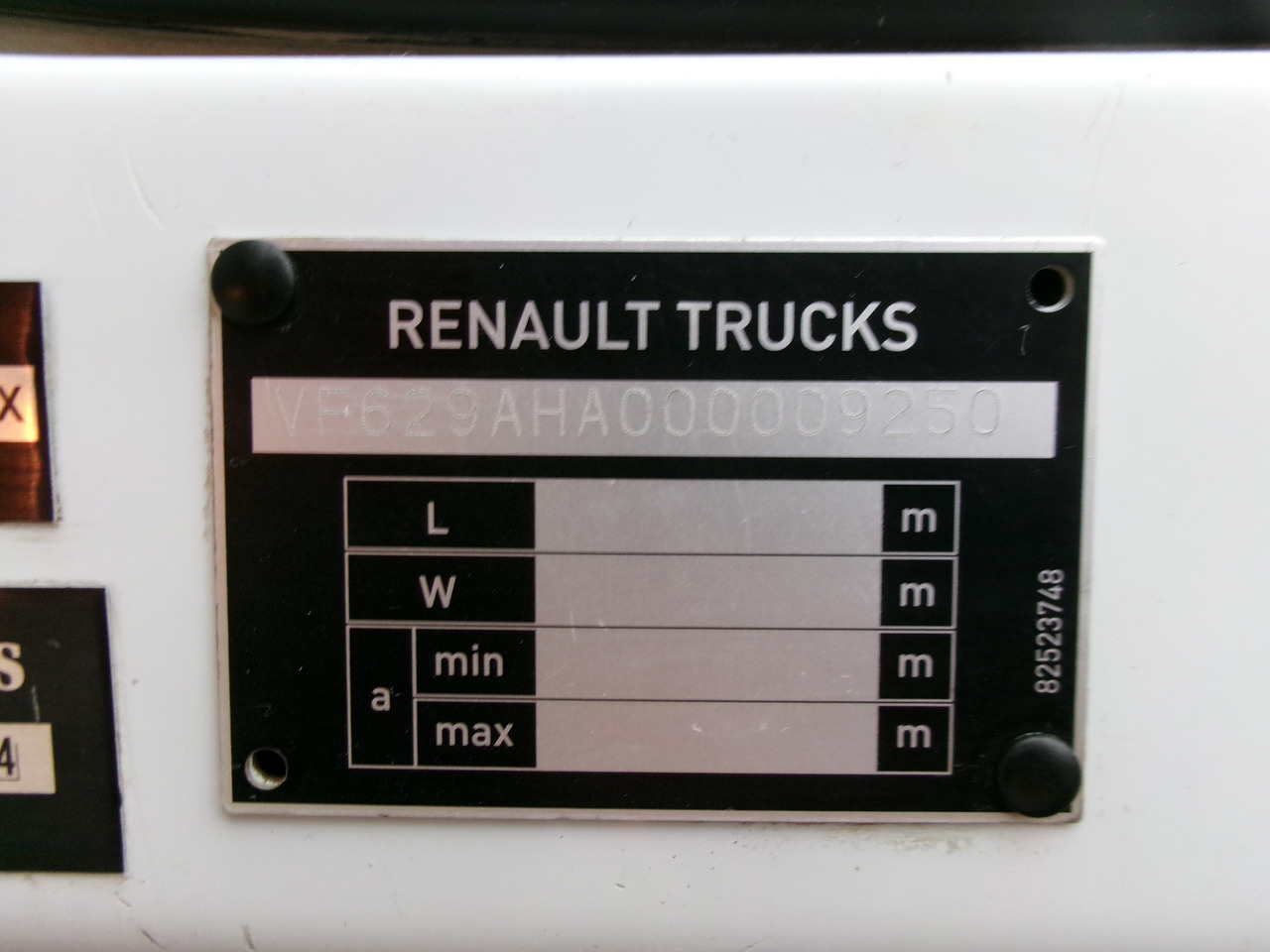 Φορτηγό βυτιοφόρο για τη μεταφορά καυσίμων Renault Premium 260 4x2 fuel tank 13.8 m3 / 4 comp: φωτογραφία 37
