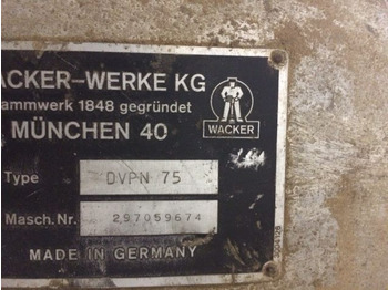 Reserviert • Gelöscht • 
                    Rüttelplatte Wacker DVPN 75 - Δονητική πλάκα: φωτογραφία 3