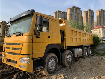 Ανατρεπόμενο όχημα SINOTRUK HOWO Tipper truck: φωτογραφία 1