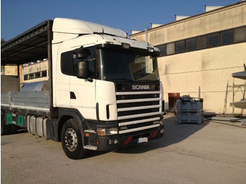 Φορτηγό μουσαμάς Scania 340 114L - 3 assi con pedana idraulica (peso 3000 kg) + telecomando: φωτογραφία 1