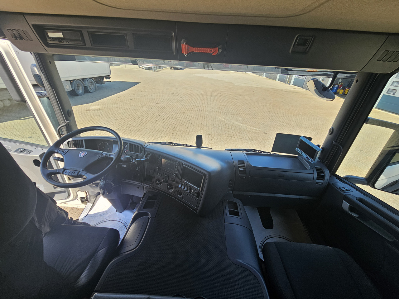 Φορτηγό κόφα Scania P360: φωτογραφία 5