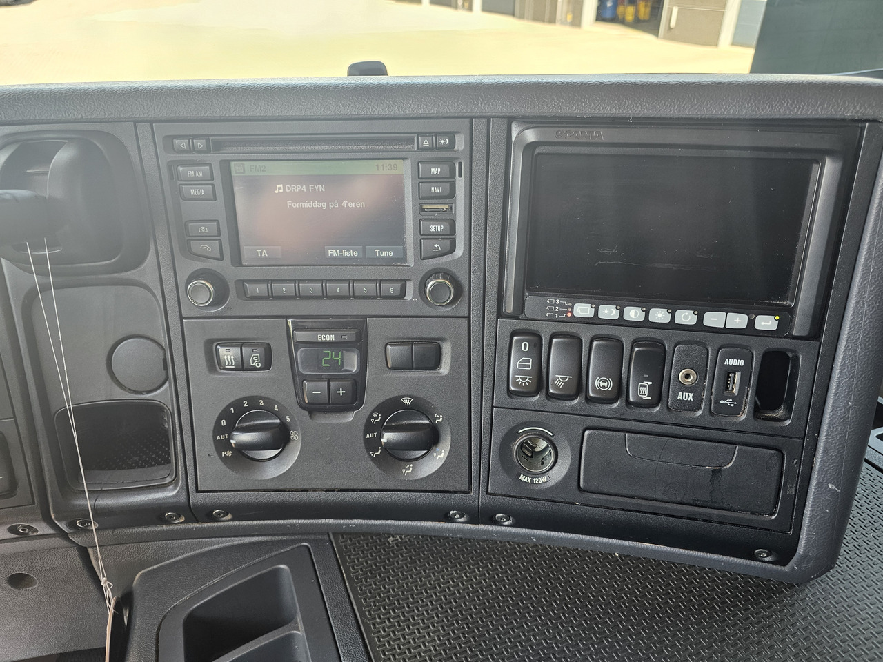 Φορτηγό κόφα Scania P360: φωτογραφία 18
