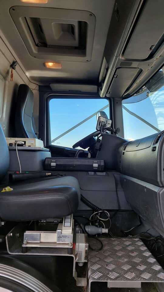 Φορτηγό βυτιοφόρο Scania P360: φωτογραφία 4
