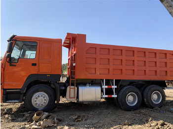 Ανατρεπόμενο όχημα Sinotruk Howo 371  dump truck: φωτογραφία 1