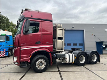 Τράκτορας MERCEDES-BENZ Arocs 3363