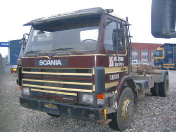 SCANIA  - Φορτηγό μεταφοράς εμπορευματοκιβωτίων/ Κινητό αμάξωμα