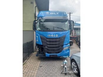 Φορτηγό μεταφοράς εμπορευματοκιβωτίων/ Κινητό αμάξωμα IVECO