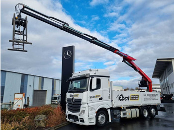 Φορτηγό με γερανό MERCEDES-BENZ Actros 2745