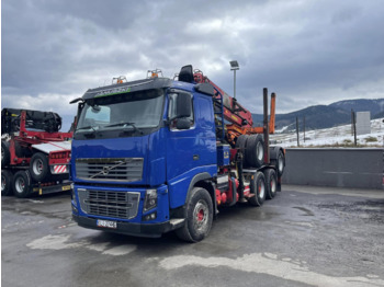 Φορτηγό ξυλείας VOLVO FH16 700