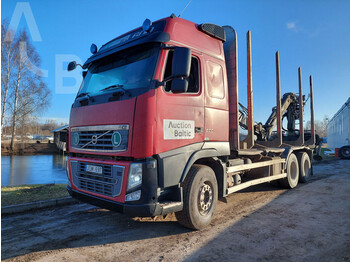 Φορτηγό ξυλείας, Φορτηγό με γερανό Volvo FH16: φωτογραφία 1