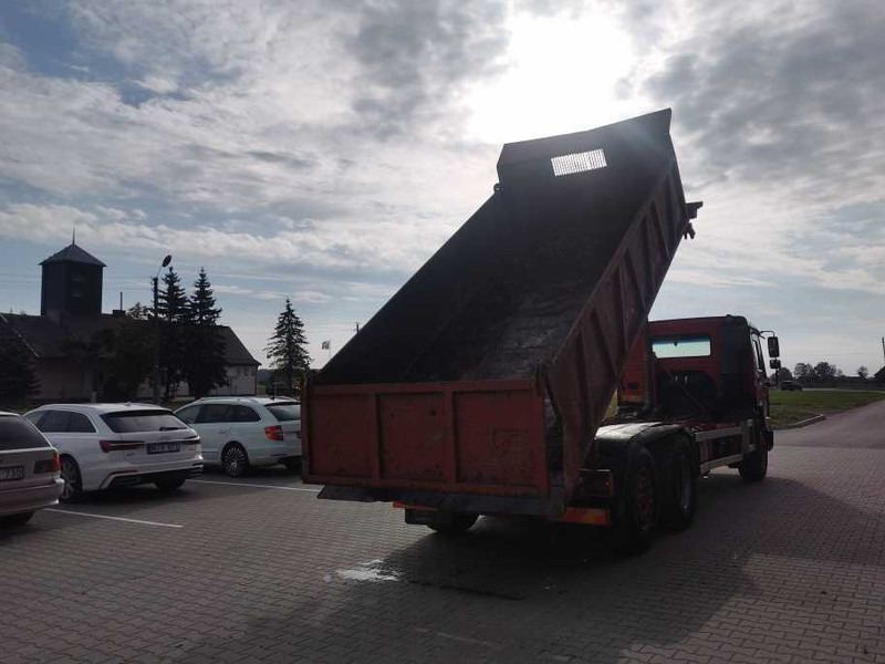 Φορτηγό ανατρεπόμενο Volvo FL10 dump truck: φωτογραφία 14