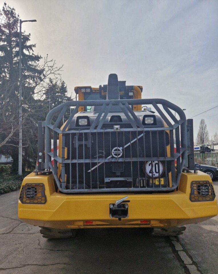 Ελαστιχοφόρος φορτωτής Volvo L110H: φωτογραφία 6