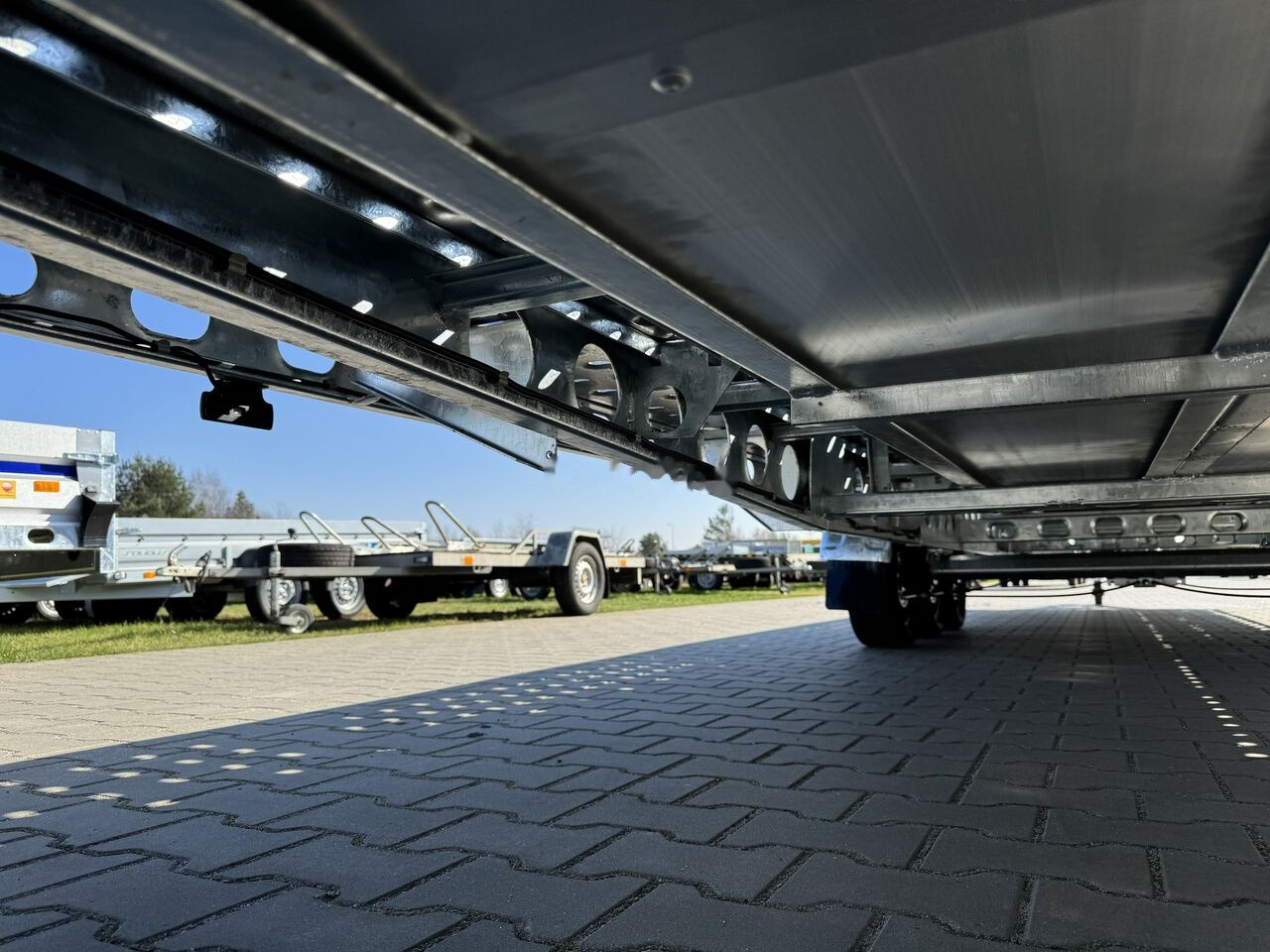 Νέα Ρυμούλκα αυτοκινητάμαξα Wiola L35G85 8.5m long trailer with 3 axles for transport of 2 cars: φωτογραφία 18