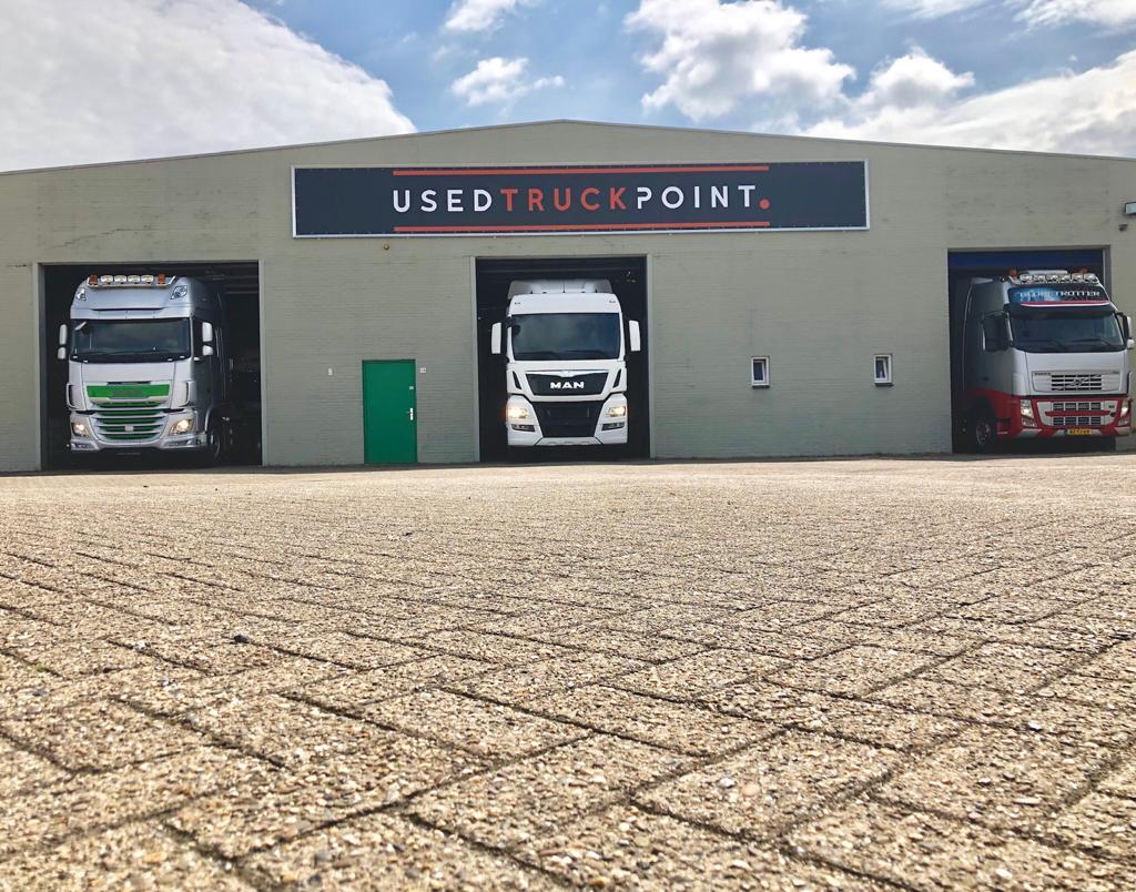 Used Truck Point BV - Φορτηγά MERCEDES-BENZ - υδραυλική πόρτα undefined: φωτογραφία 13