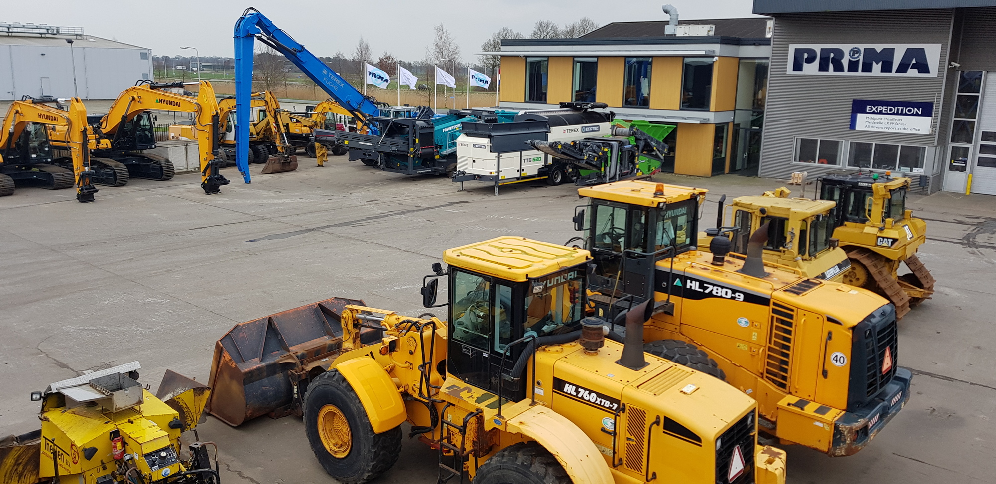 PRIMA Equipment B.V. - Κατασκευή μηχανήματα KOMATSU undefined: φωτογραφία 1