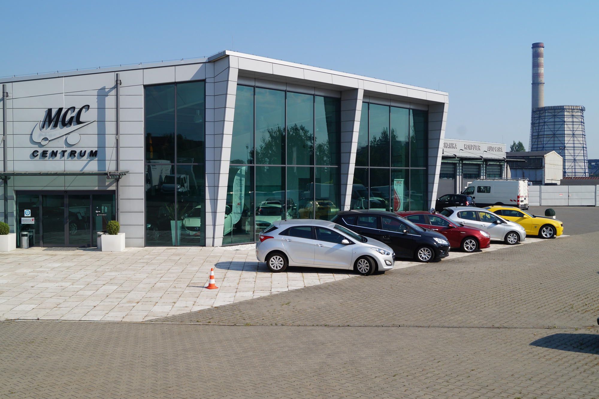 MGC CENTRUM SAMOCHODOW DOSTAWCZYCH - Κοινοτικών οχημάτων/ Ειδικών οχημάτων undefined: φωτογραφία 1