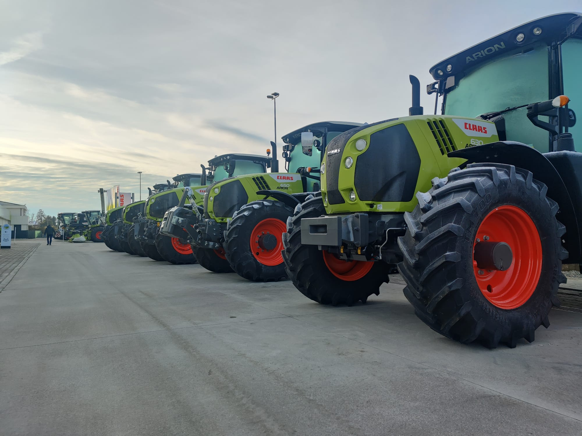 CLAAS Agricoltura S.r.l - Γεωργικά μηχανήματα FELLA undefined: φωτογραφία 2