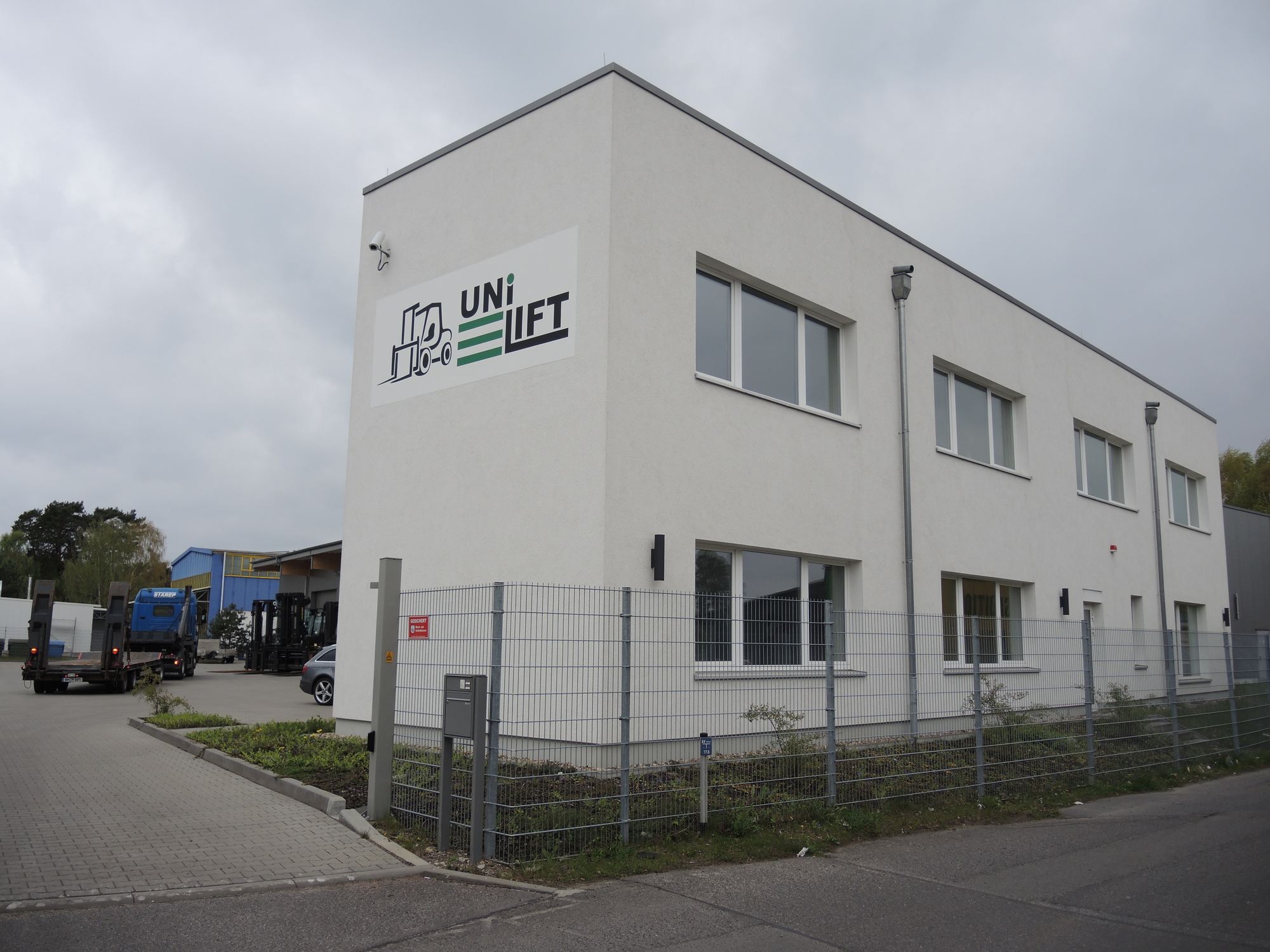 Unilift GmbH&Co.Kg undefined: φωτογραφία 2