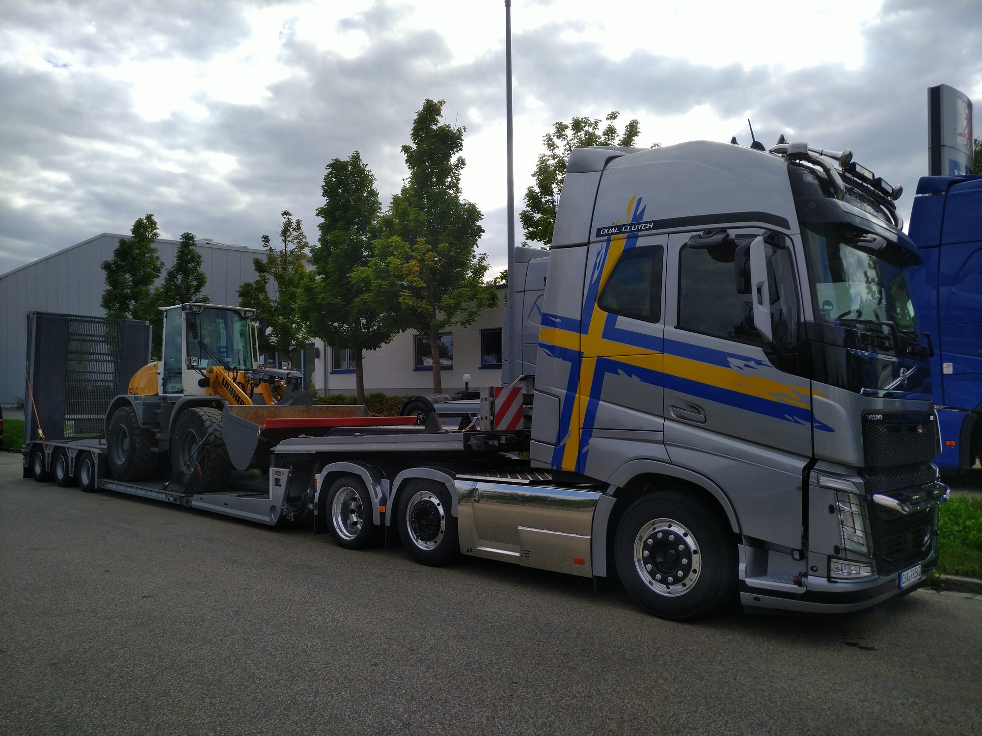 LKW-Service Nuernberger KG - Φορτηγά MAN - δυνατότητα ενοικίασης undefined: φωτογραφία 3