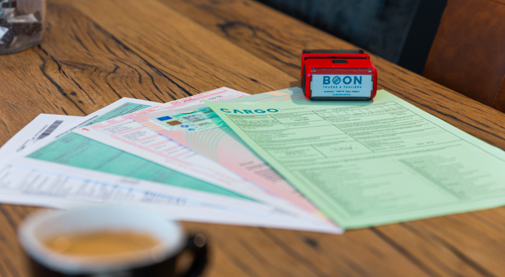 Louis Boon Trucks & Trailers BV - Οχήματα προς πώληση undefined: φωτογραφία 3