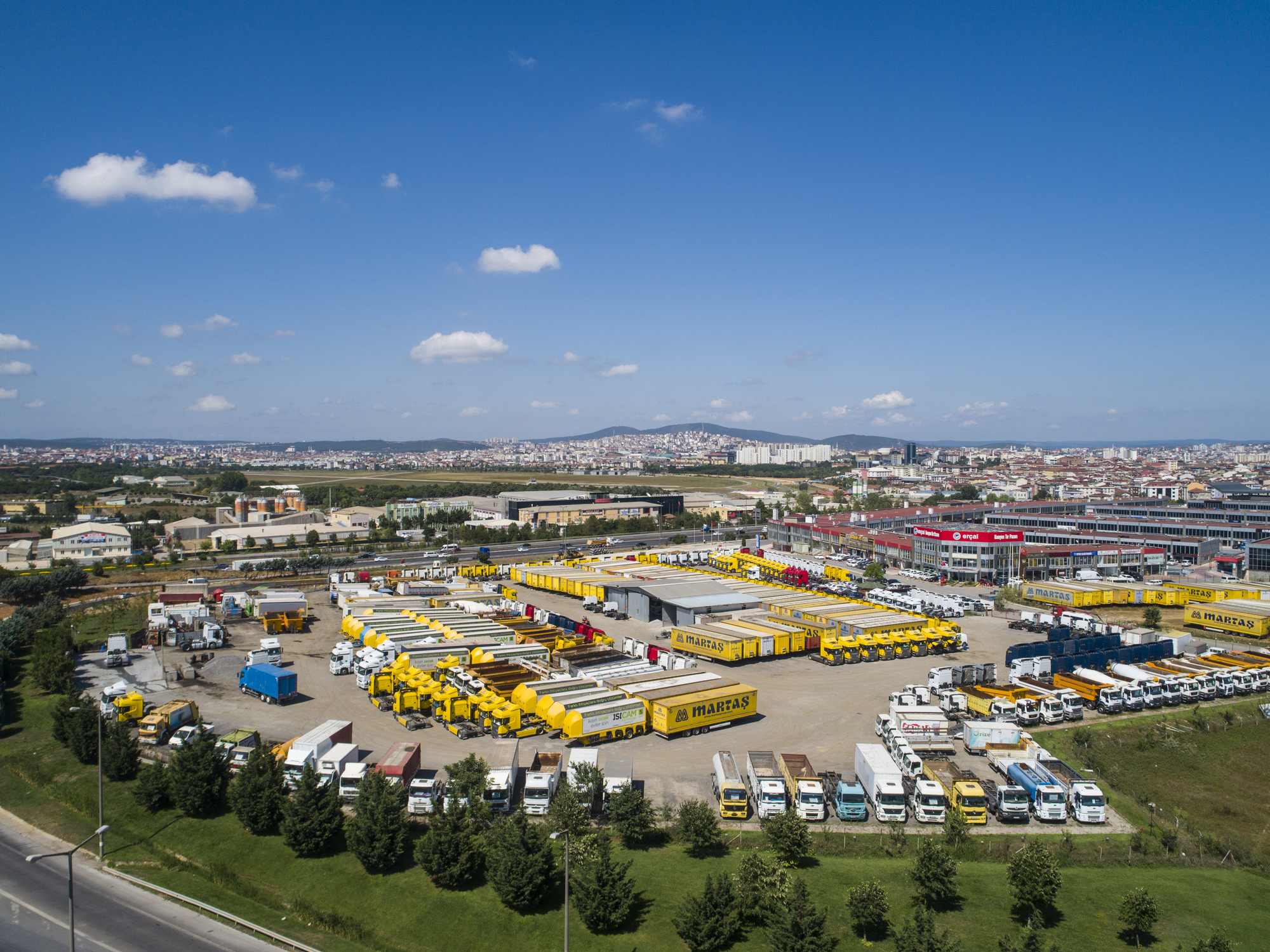 ERCAL TRUCKS - Κατασκευή μηχανήματα FORD - 8x4, 4-αξονική undefined: φωτογραφία 1