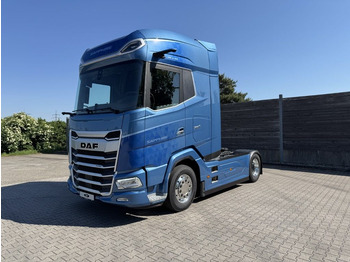Τράκτορας DAF XG 530