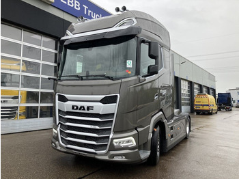 Τράκτορας DAF XG 530