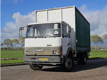 Φορτηγό μουσαμάς IVECO