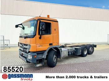 Φορτηγό φόρτωσης γάντζου MERCEDES-BENZ Actros 2541