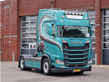 Τράκτορας SCANIA S 580