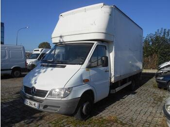 Επαγγελματικό αυτοκίνητο κόφα MERCEDES-BENZ