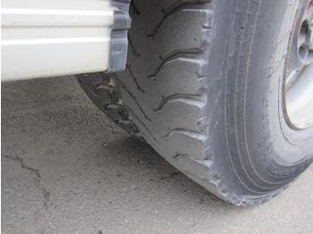 Φορτηγό καδοφόρος φορτωτής Renault Kerax 460 DXI: φωτογραφία 4 Φορτηγό καδοφόρος φορτωτής Renault Kerax 460 DXI: φωτογραφία 4