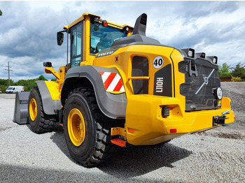 Ελαστιχοφόρος φορτωτής VOLVO L110H