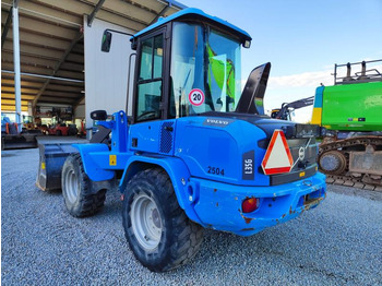 Ελαστιχοφόρος φορτωτής VOLVO L35G